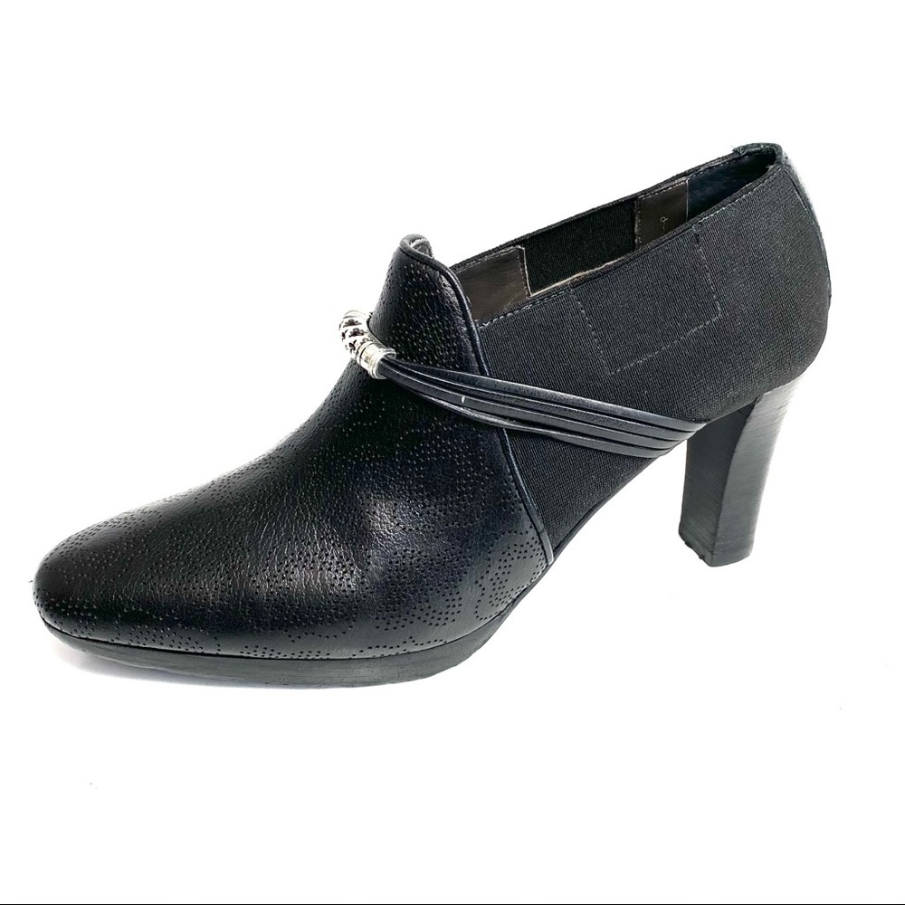 Brighton Booties Black Embossed Leather Size 6M